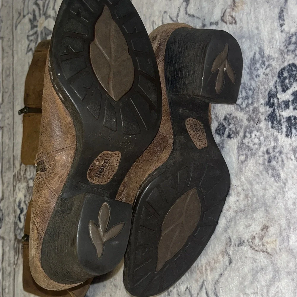 Suede leather mid calf riding boots Born Shaylee - Picture 9 of 10